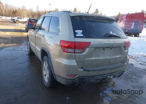 2011 Jeep Grand Cherokee Laredo z USA, uszkodzony, nr VIN 1J4RR4GT0BC636644